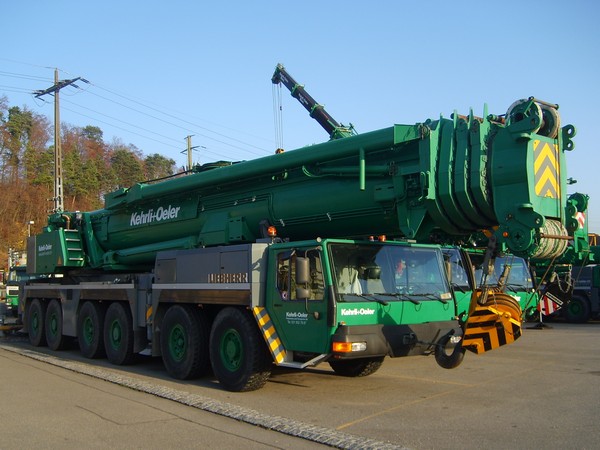 Mobilní jeřáby nad 100t